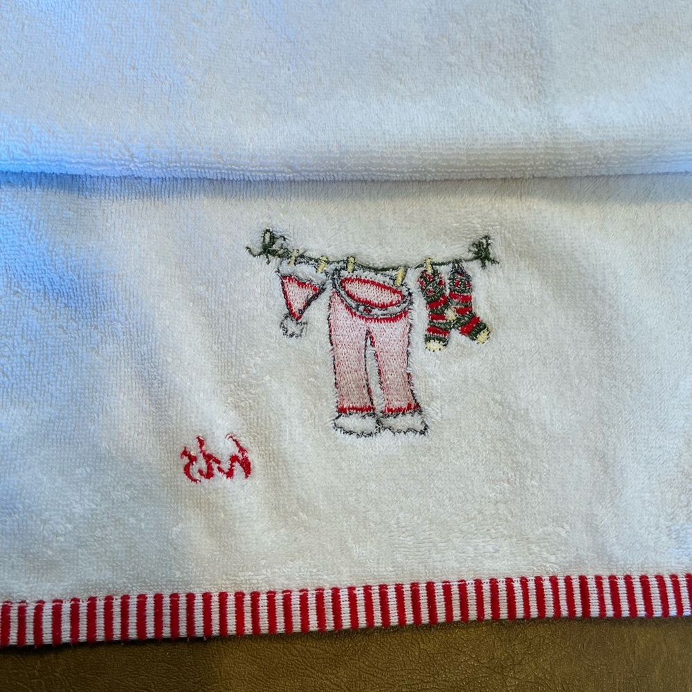His and Hers White Hand Towels with Christmas Themed Embroidery New without tags - Picture 5 of 8